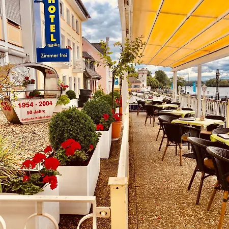 Park Ruedesheim ホテル