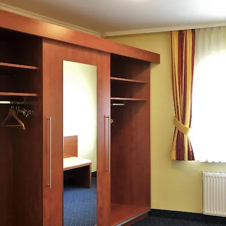 Parkhotel Rüdesheim 4*